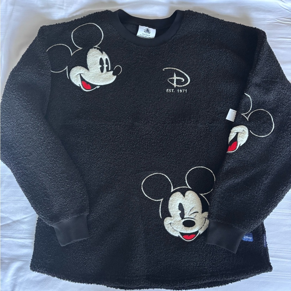 Disney Parks 2026 Black Sherpa Mickey Mouse Spirit Jersey, NWT